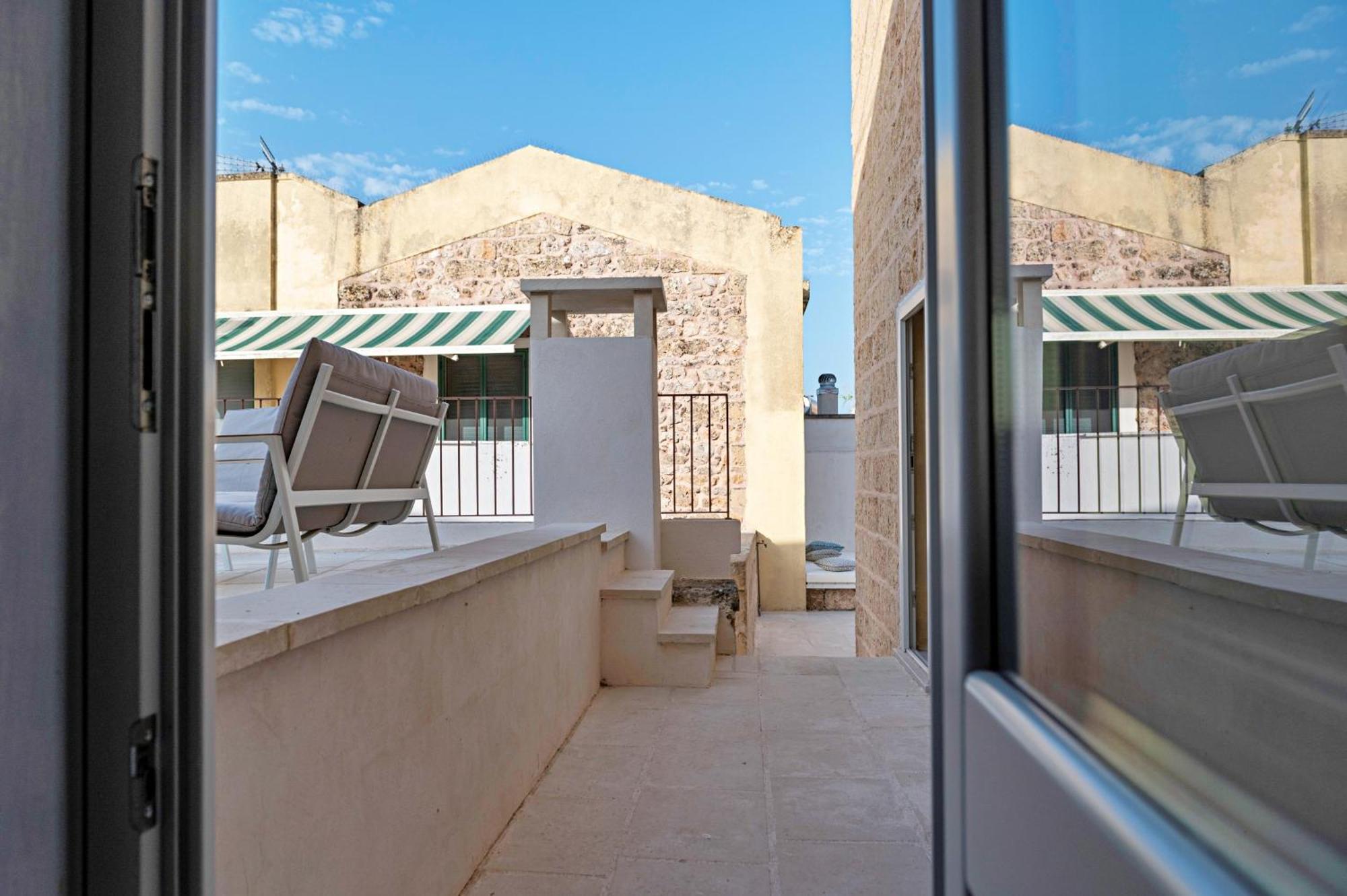 Palazzo Pati Hotel Tiggiano Exterior photo