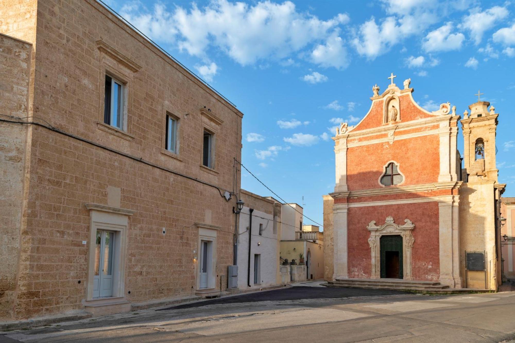 Palazzo Pati Hotel Tiggiano Exterior photo