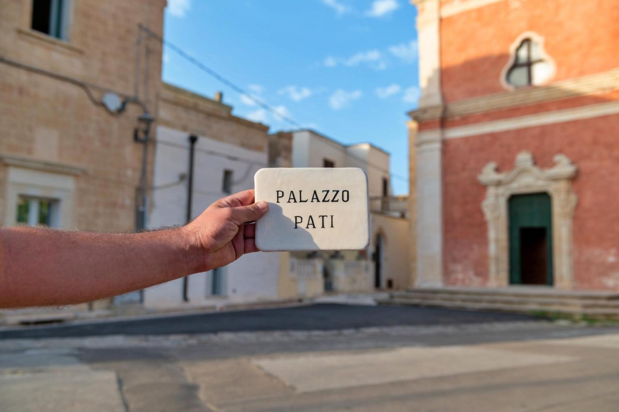 Palazzo Pati Hotel Tiggiano Exterior photo